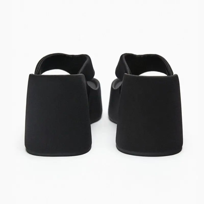 Slippers met Verhoogd Comfort en Zachte Voering