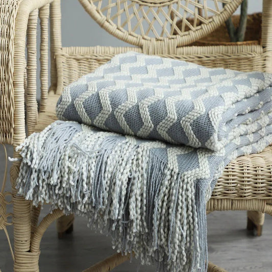 Gebreide plaid met zigzagpatroon en lange franjes - lichtblauw