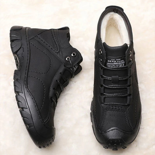 Hoge heren winterschoenen in leerlook met gewatteerde rand en grove zool