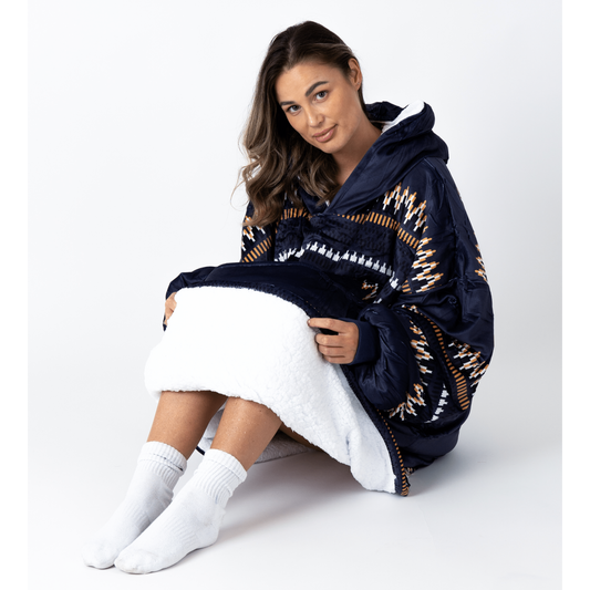 Donkerblauwe Hoodie Deken met Azteekse Print en Sherpa