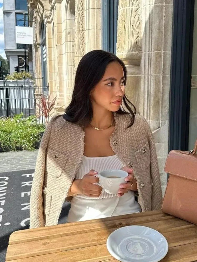 Laya Blazer – Gestructureerde Pasvorm en Luxe Details