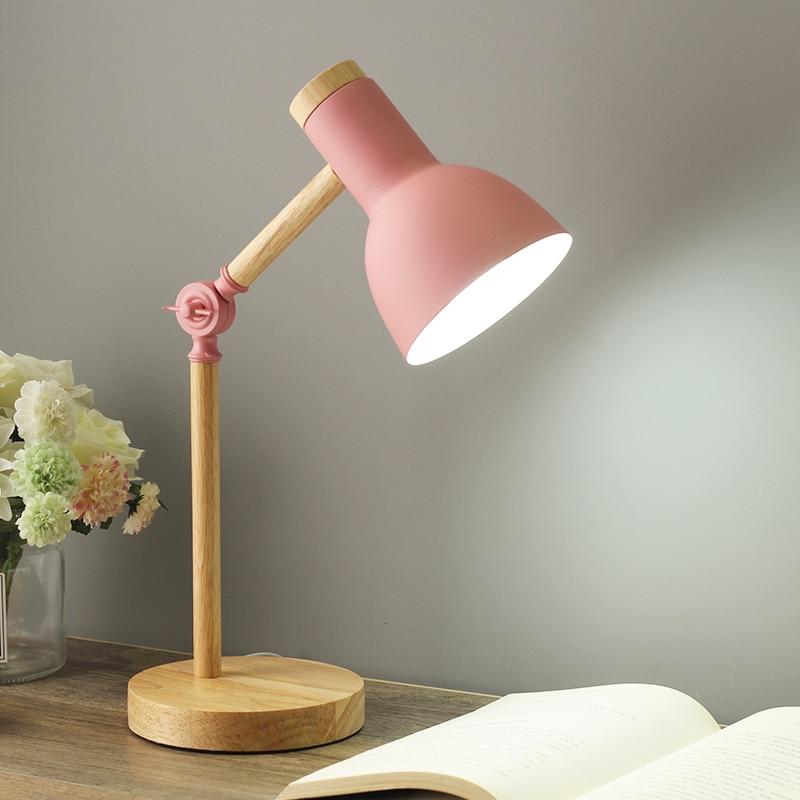 Scandinavische Bureaulamp – Minimalistisch Design met Houten Basis