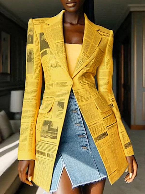 Getailleerde gele blazer dames met krantenprint en puntrevers - geel