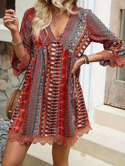 Jurk dames met kantrand en boho print in Roest