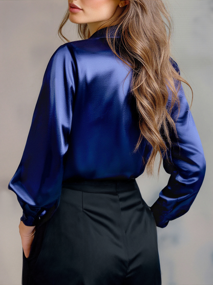 Satijnen Blouse met Kraag – Luxe, Comfortabel en Tijdloos voor Werk of Avond