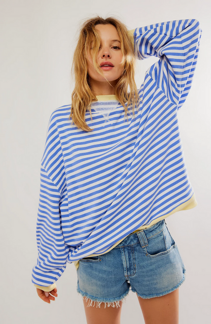 Mana Gestreepte Oversized Trui – Stijlvol, Warm en Speels