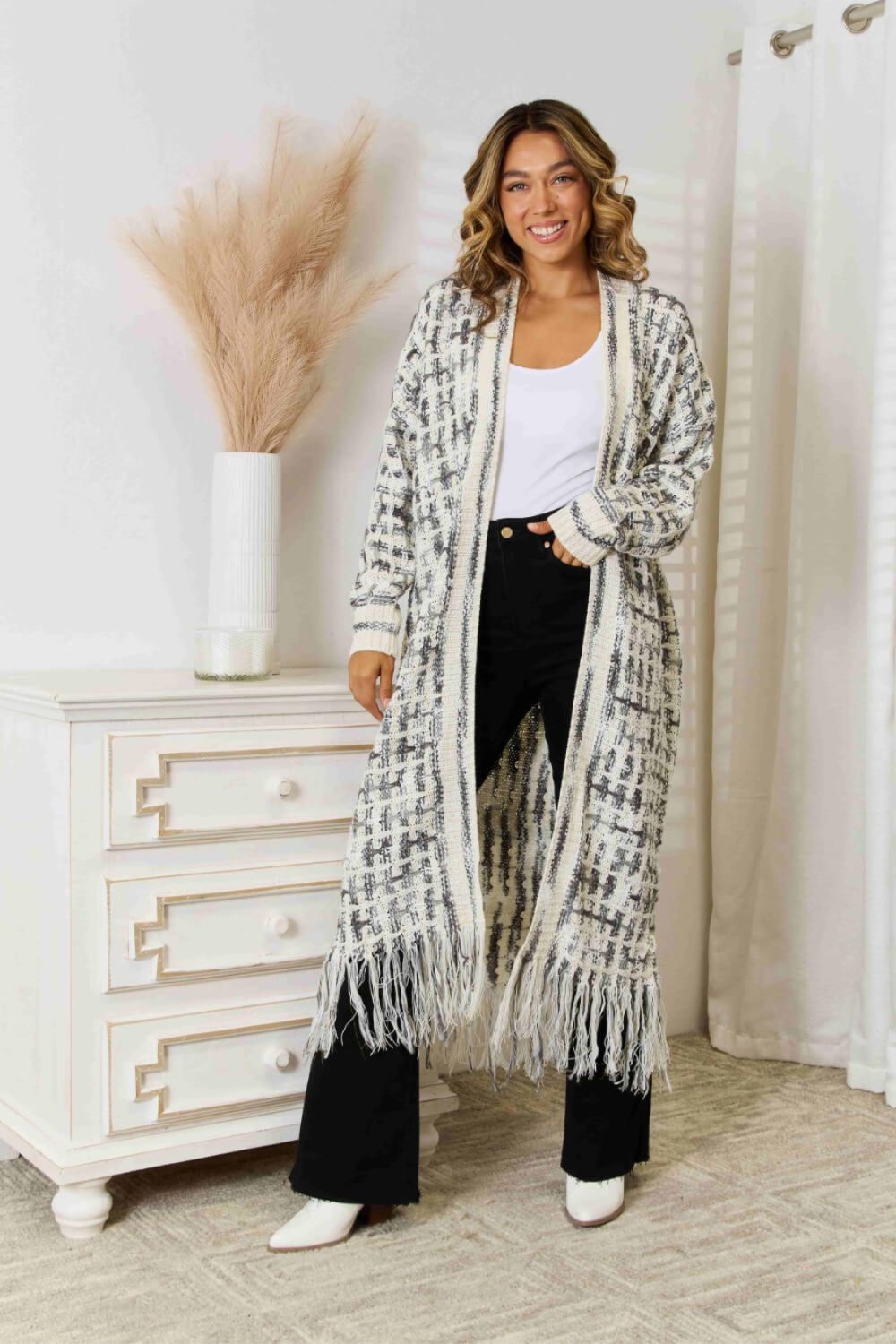 Lang vest dames met franjes in Zwart met wit