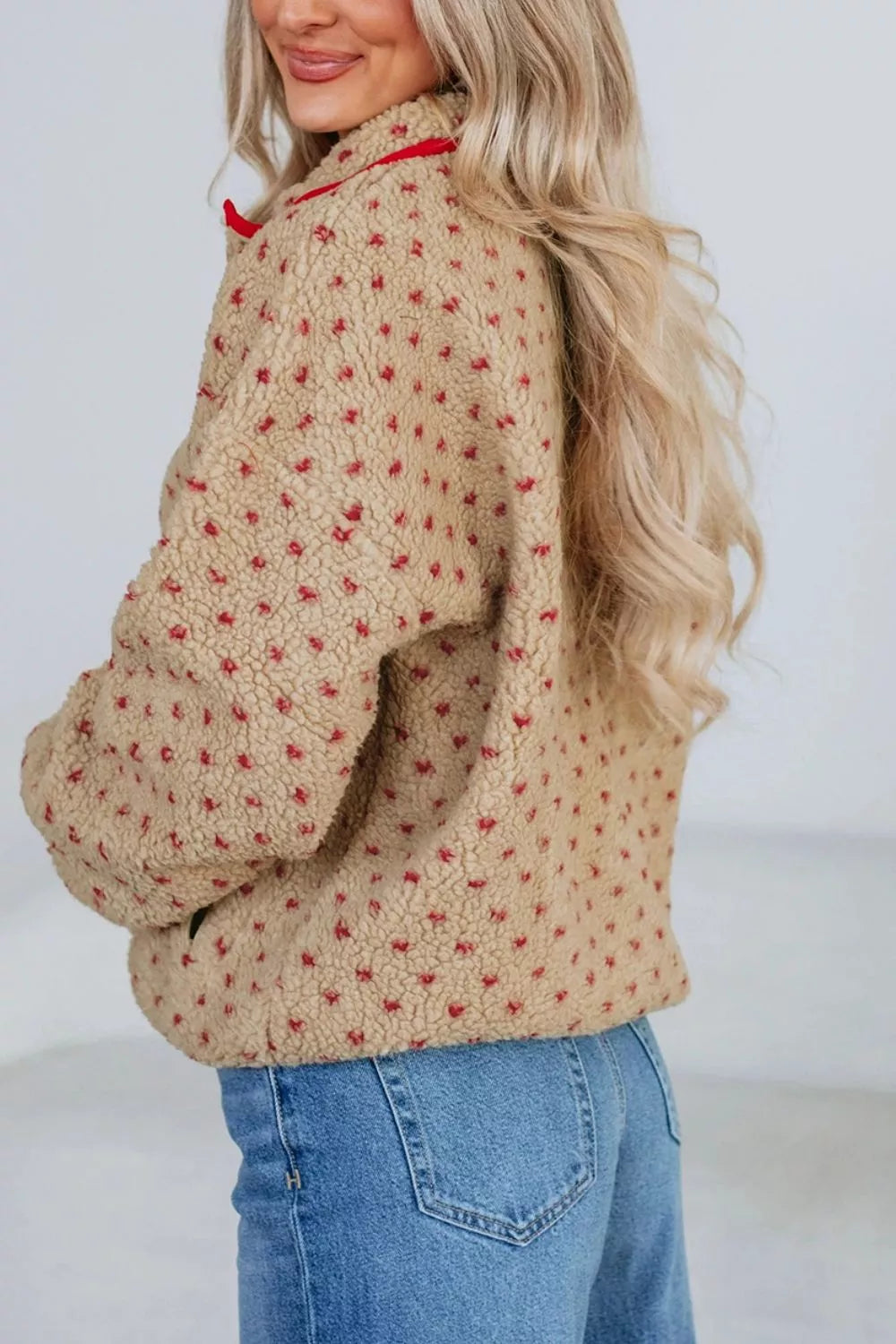 Fleece trui dames met hartjes - detailfoto