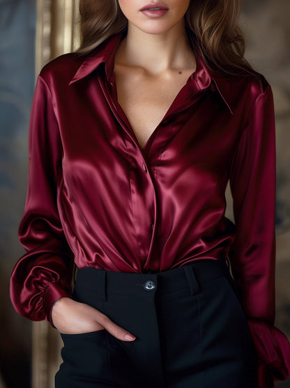 Satijnen Blouse met Kraag – Luxe, Comfortabel en Tijdloos voor Werk of Avond