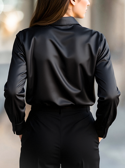 Satijnen Blouse met Kraag – Luxe, Comfortabel en Tijdloos voor Werk of Avond