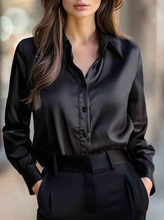 Satijnen Blouse met Kraag – Luxe, Comfortabel en Tijdloos voor Werk of Avond