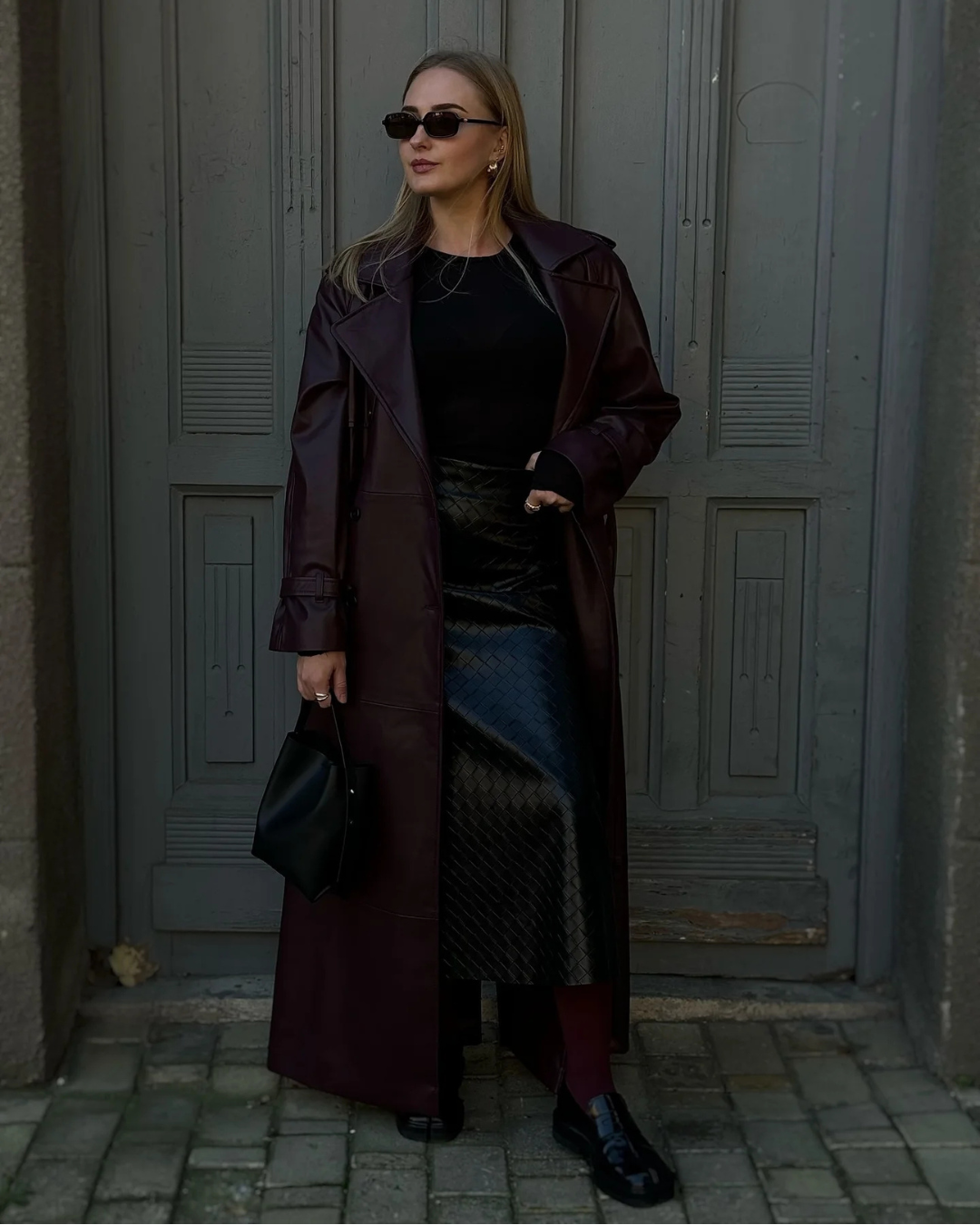 Bourgondische Kunstleren Trenchcoat Dames - Stijlvolle Look & Perfecte Pasvorm