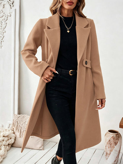 Lange mantel dames met brede revers en een knoop op de taille - camel
