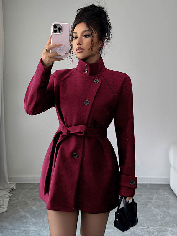 Korte jas dames met opstaande kraag en asymmetrische knoopsluiting - bordeaux