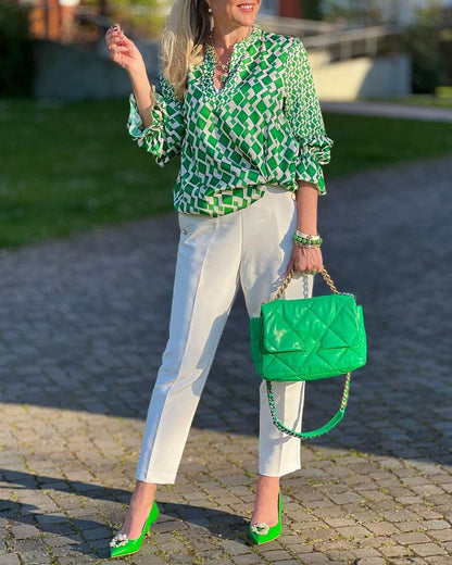 Ella Blouse - Groen met Lange Mouwen en V-Hals - Elegant en Stijlvol - Comfortabel Katoen