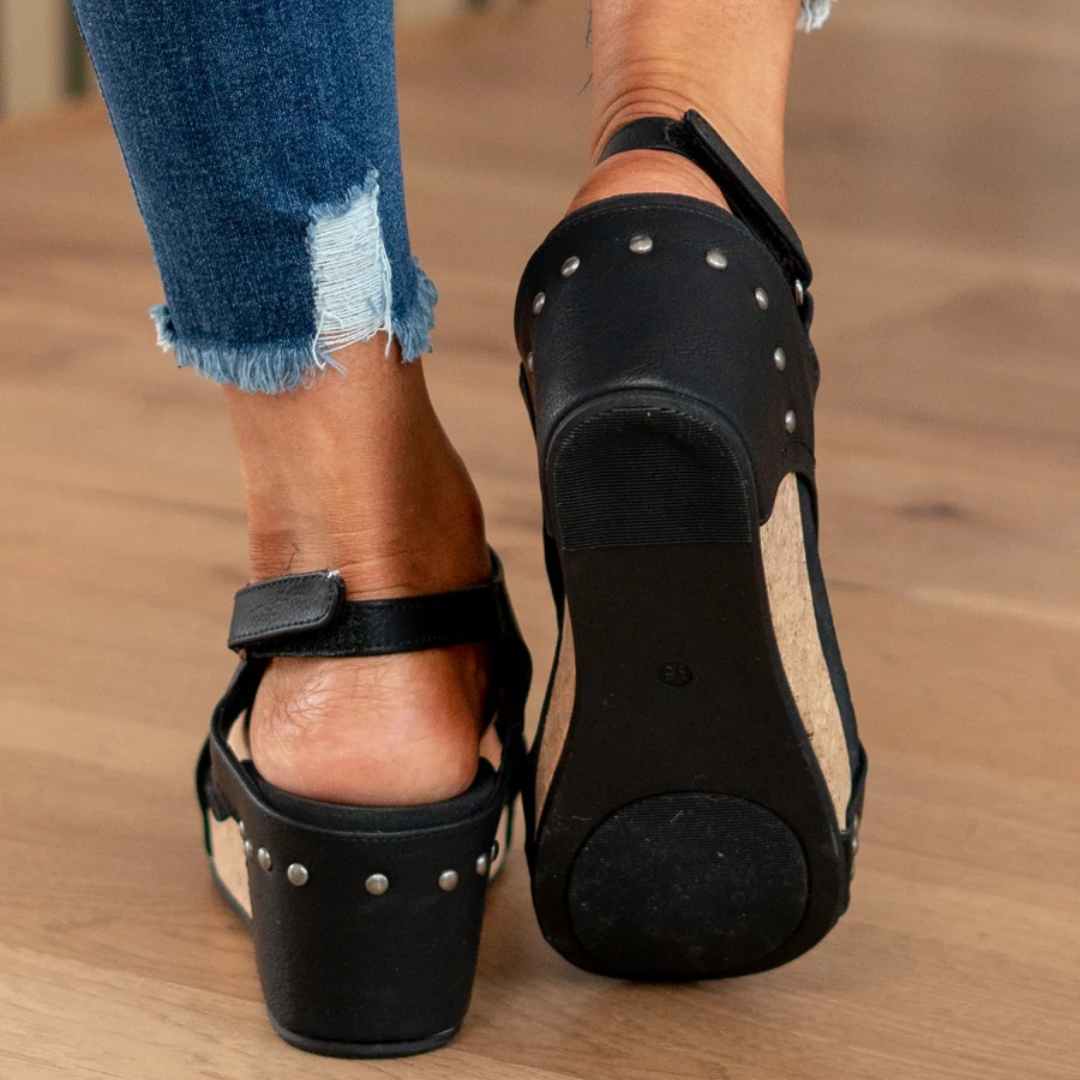 Sandalen sleehak dames elastische band detail pasvorm
