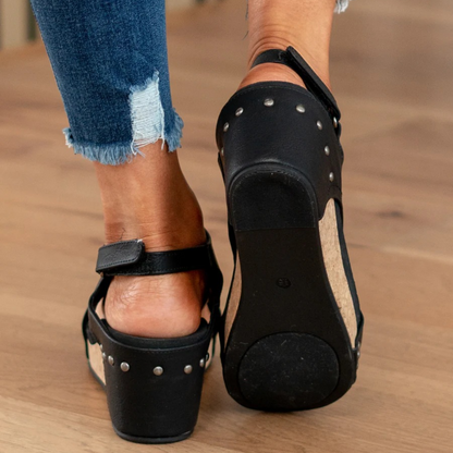 Sandalen sleehak dames elastische band detail pasvorm