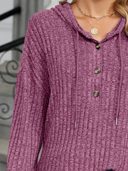 Gebreide hoodie dames met knopen - detailfoto