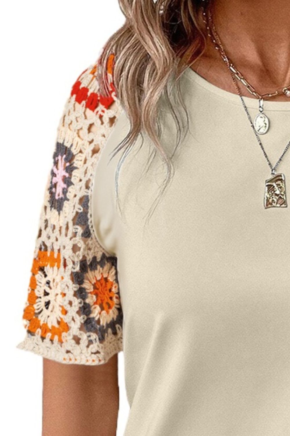 Top dames met gehaakte mouwen - detailfoto