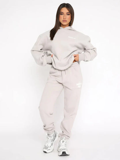 Trendy Dames Trainingspak – Zachte Hoodie en Joggers voor Comfort en Stijl