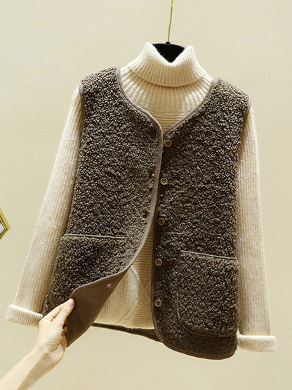 Mouwloos teddy damesgilet met ronde hals en twee opgestikte zakken - donker koffiebruin
