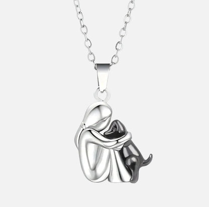 Halsketting met Hondenpoot en Hart – Elegant Sieraad voor Hondenliefhebbers