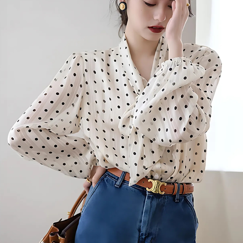 Leren Riem met Gouden Gesp – Elegant, Verstelbaar & Duurzaam