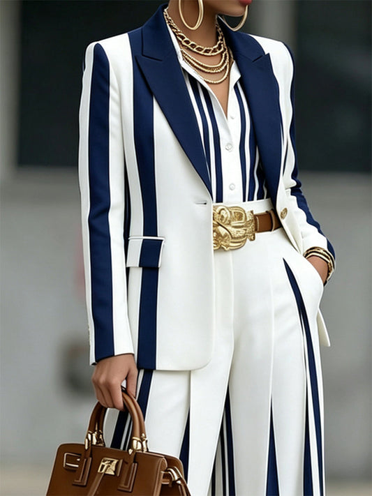 Gestreepte blazer dames in marineblauw en wit met revers