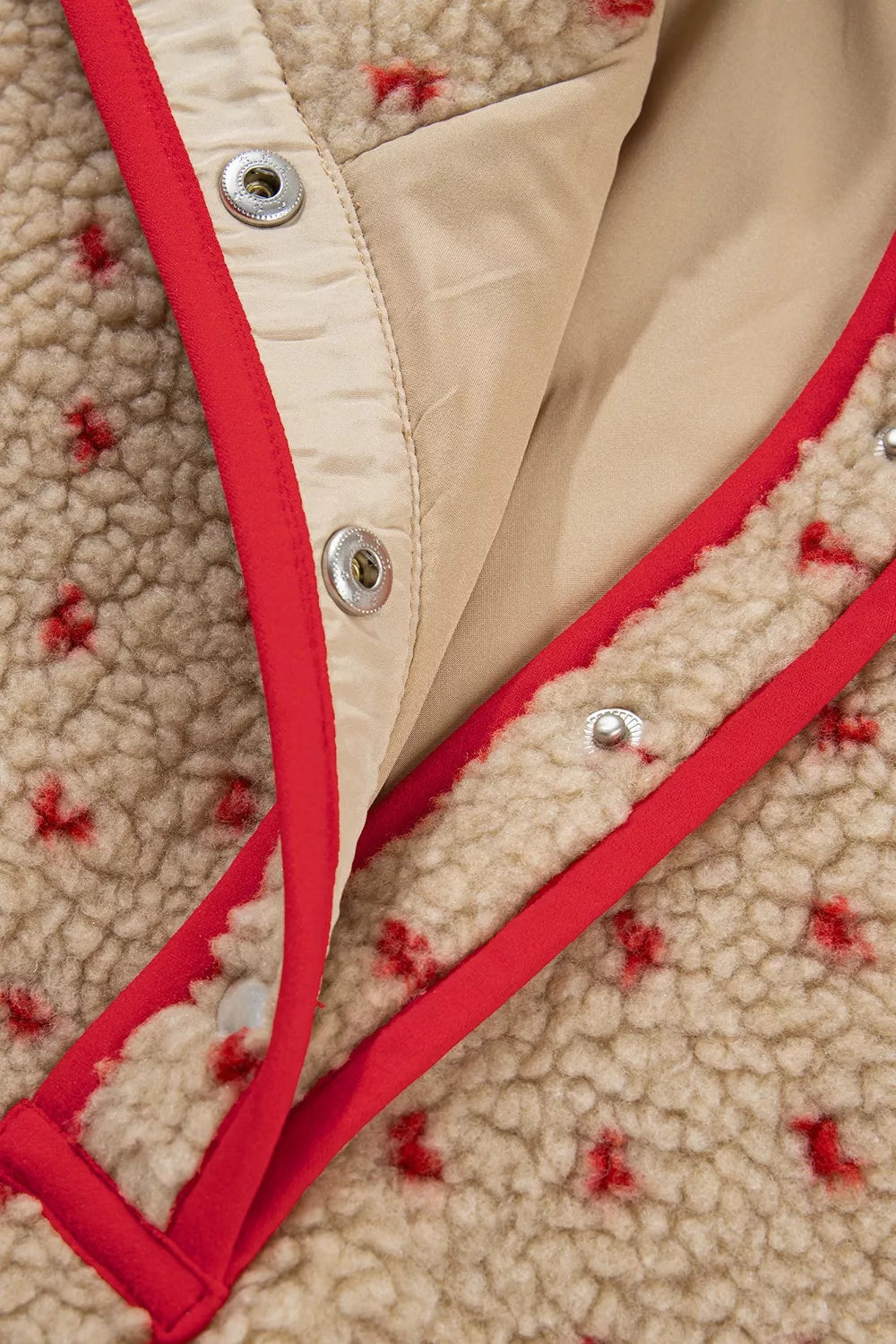 Fleece trui dames met hartjes - detailfoto