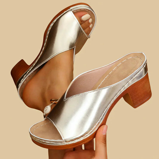 Orthopedische sandalen dames goud - dikke hak vooraanzicht