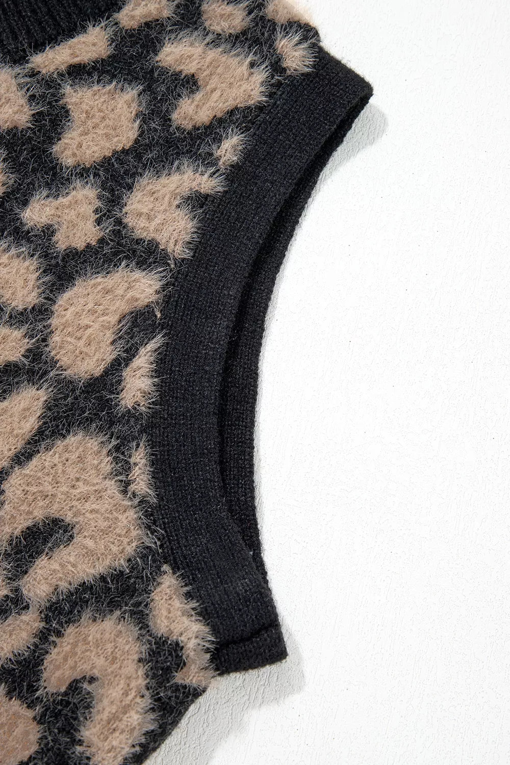 Spencer dames met luipaardprint - detailfoto
