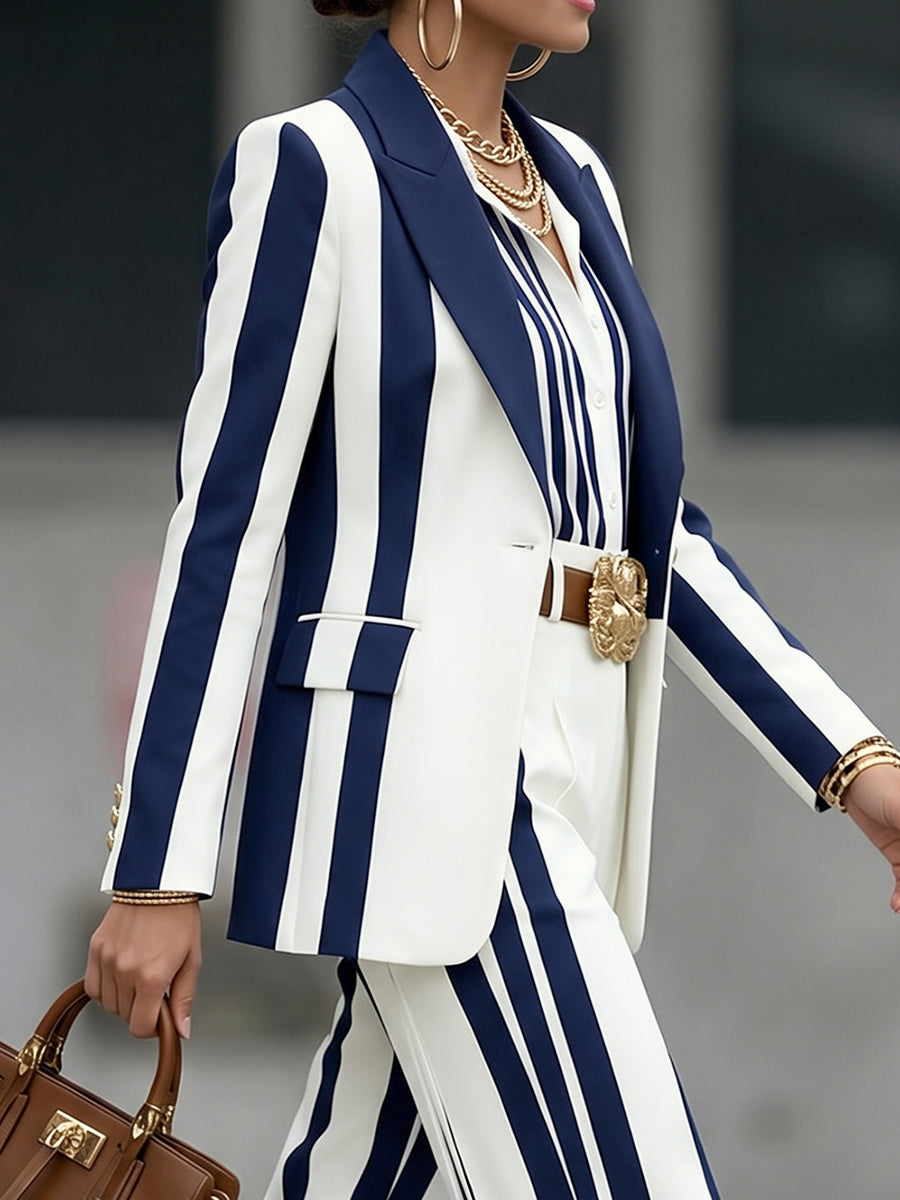 Gestreepte blazer dames in marineblauw en wit met revers