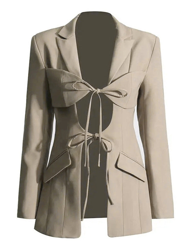 Blazer dames met striksluiting onder de borst, revers en kleppenzakken - zand