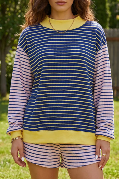 Tweedelige set dames met gestreepte trui - detailfoto