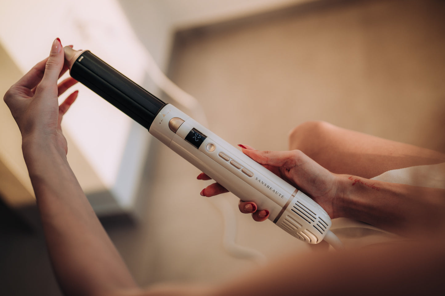8-in-1 Styling Tool – Professioneel Föhnen, Krullen, Stijlen en Volume