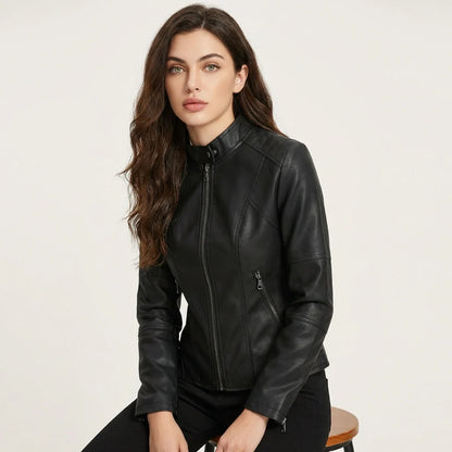 Getailleerd bikerjack dames met leerlook en opstaande kraag