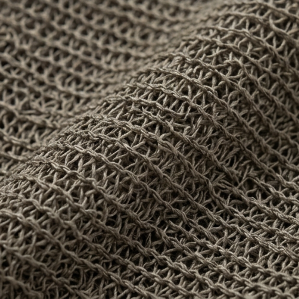 Haltertop dames met watervalhals - detailfoto