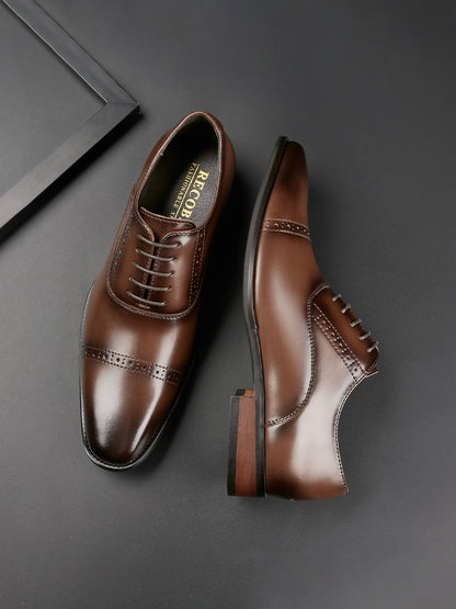 Leren schoenen - Heren - Cap toe en vetersluiting