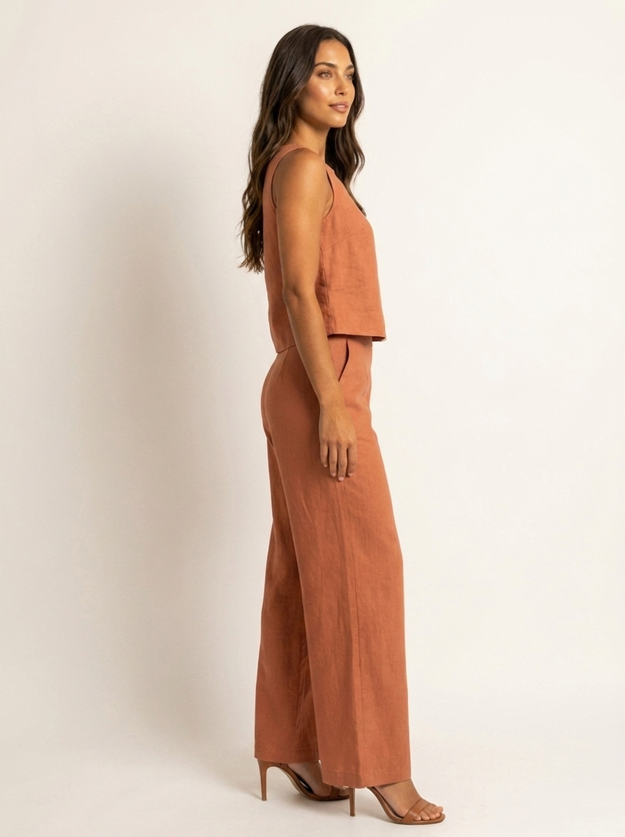 Tweedelige set dames in linnenlook met mouwloze top en wijde broek