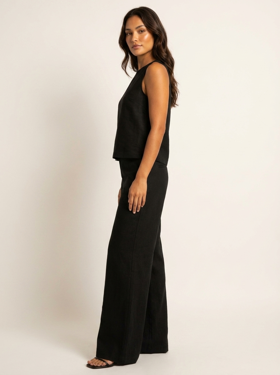Tweedelige set dames in linnenlook met mouwloze top en wijde broek