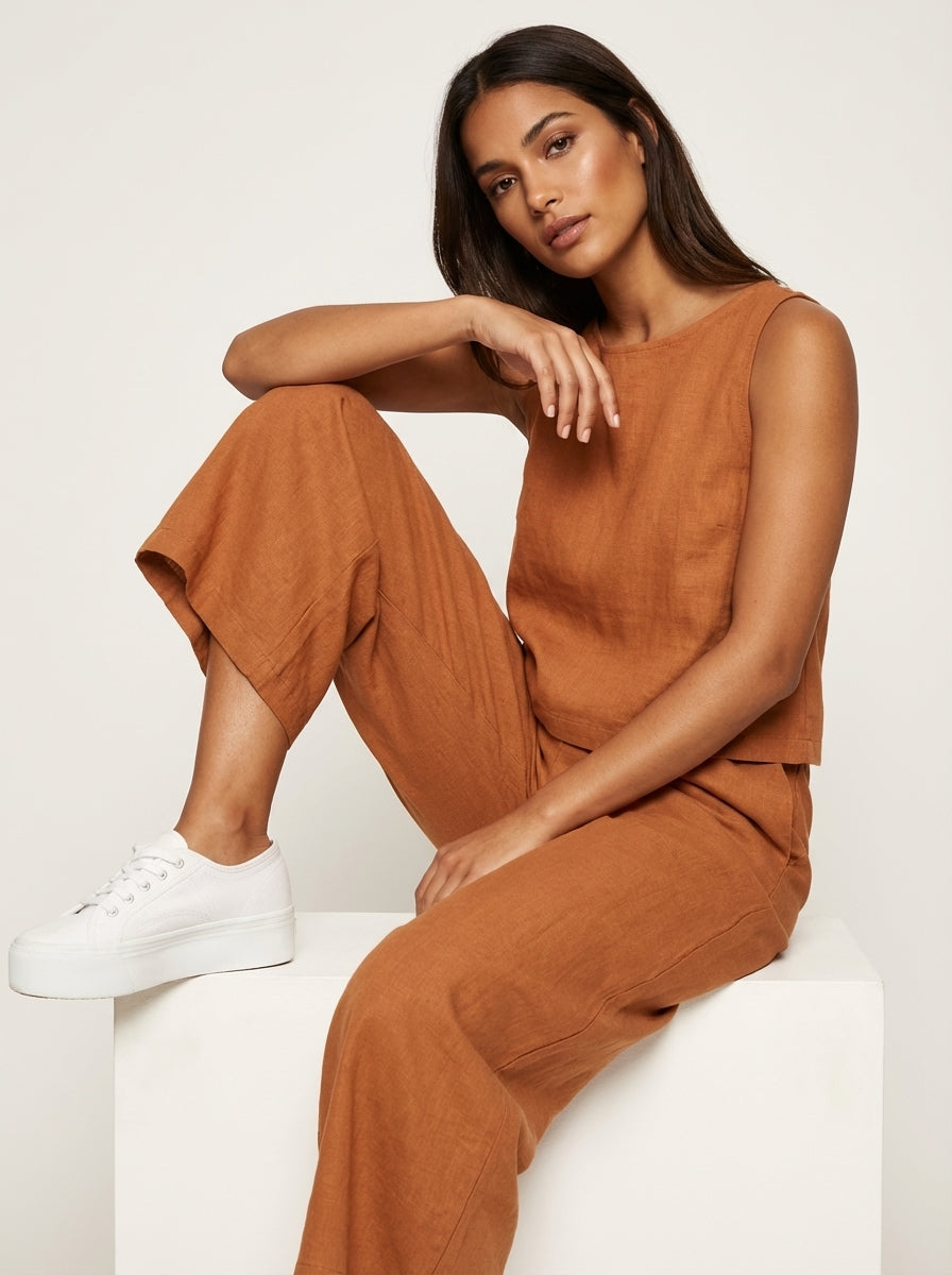 Tweedelige set dames in linnenlook met mouwloze top en wijde broek