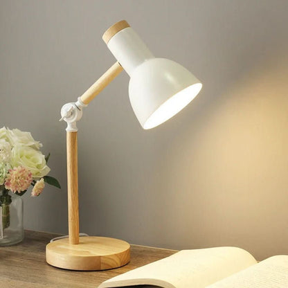 Scandinavische Bureaulamp Warm Licht en Natuurlijke Houten Afwerking