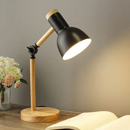 Scandinavische Bureaulamp Warm Licht en Natuurlijke Houten Afwerking