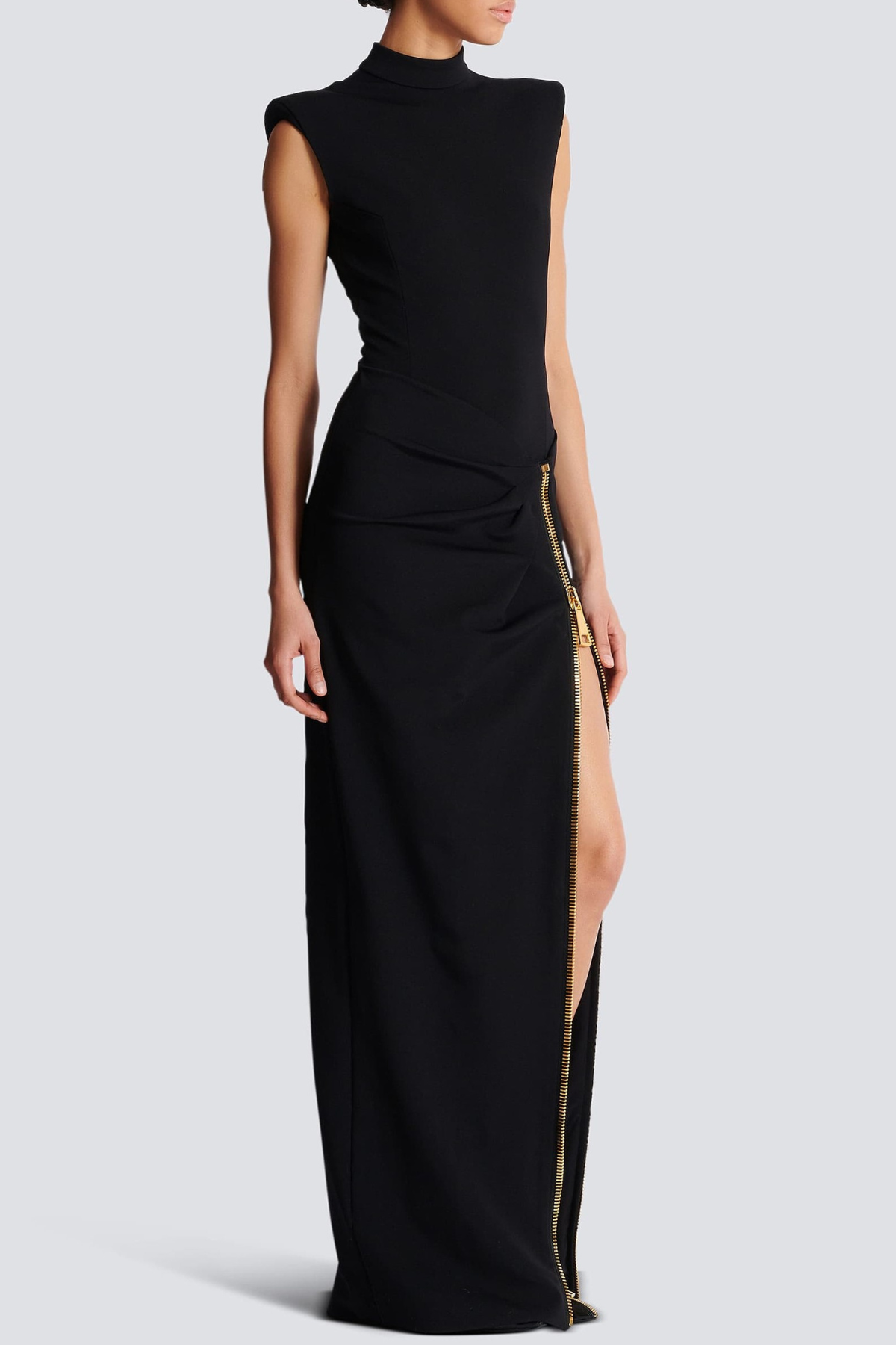Zwarte mouwloze maxi jurk met hoge hals en split