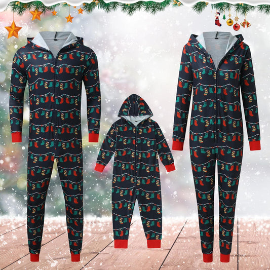 Donkerblauwe kerstonesie voor het hele gezin met rits en capuchon - donkerblauw met kerstsokken