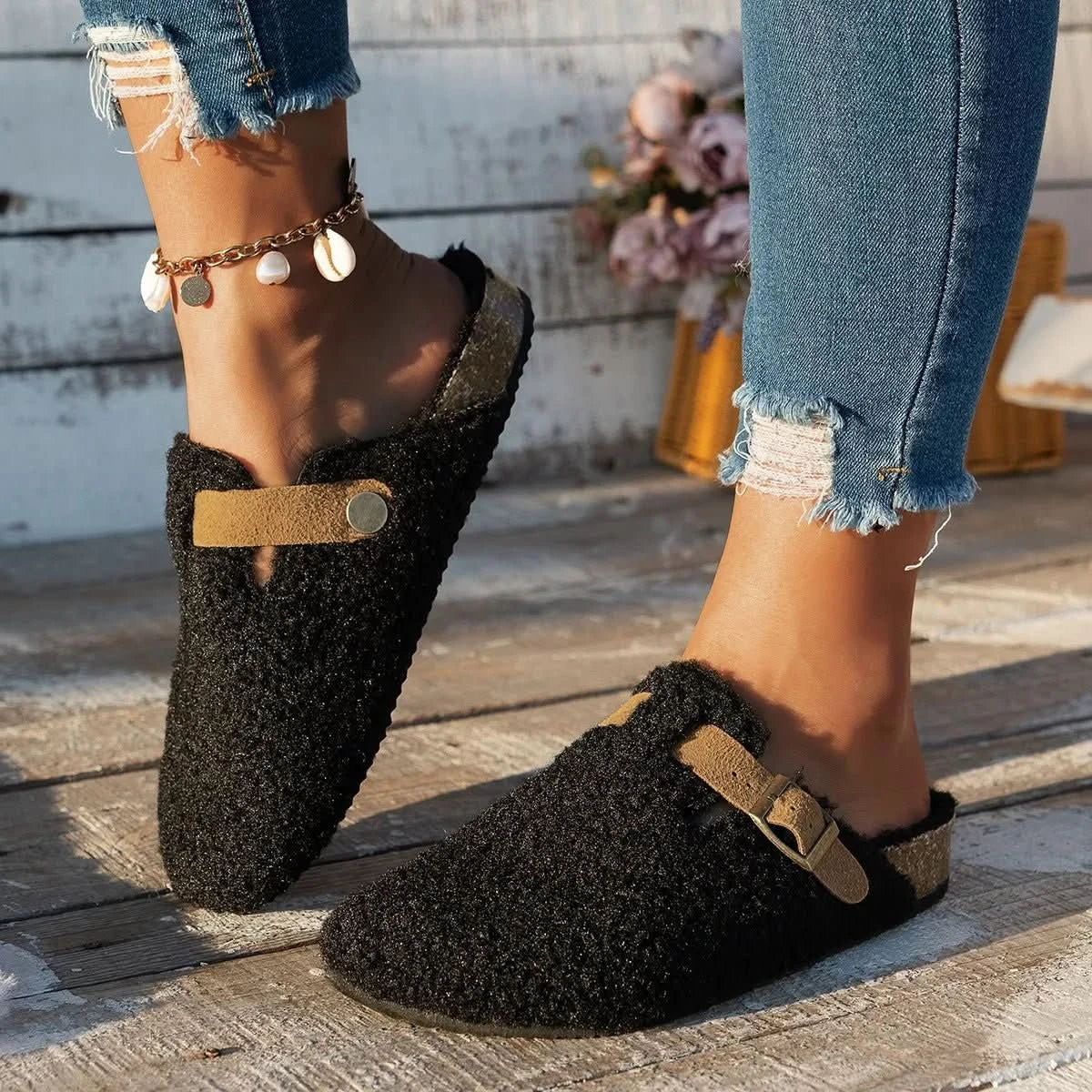 Wollen slippers – luxe winter pantoffels met dikke schapenwol en antislip zool