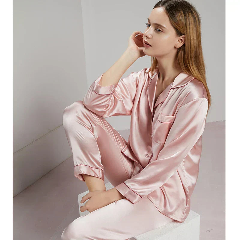 Luxe 100% Zijden Pyjama – Comfortabele Nachtmode