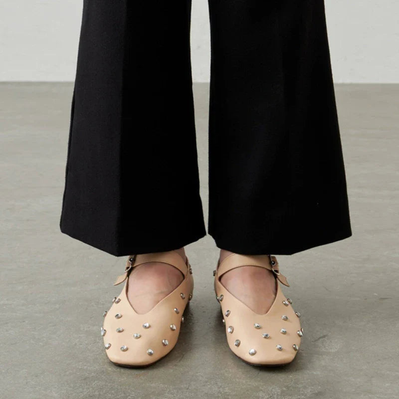 Dames Slingback Flats - Retro Gesp & Rivet Design - Tijdloze Elegantie