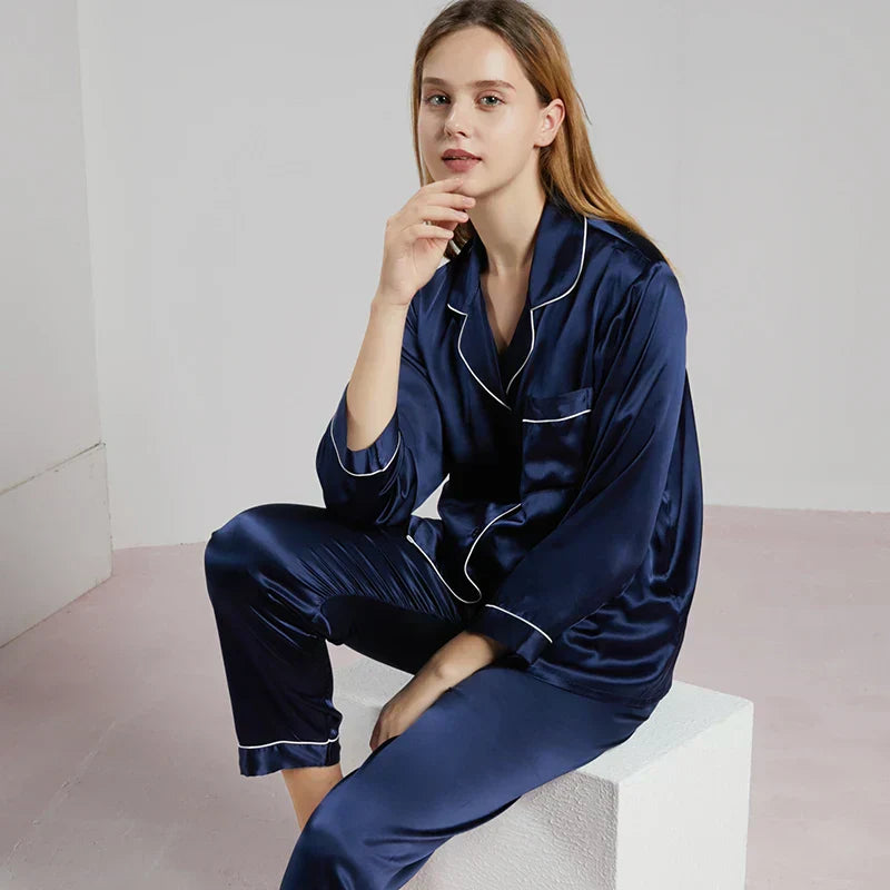 Luxe 100% Zijden Pyjama – Comfortabele Nachtmode