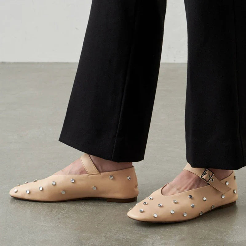 Dames Slingback Flats - Retro Gesp & Rivet Design - Tijdloze Elegantie